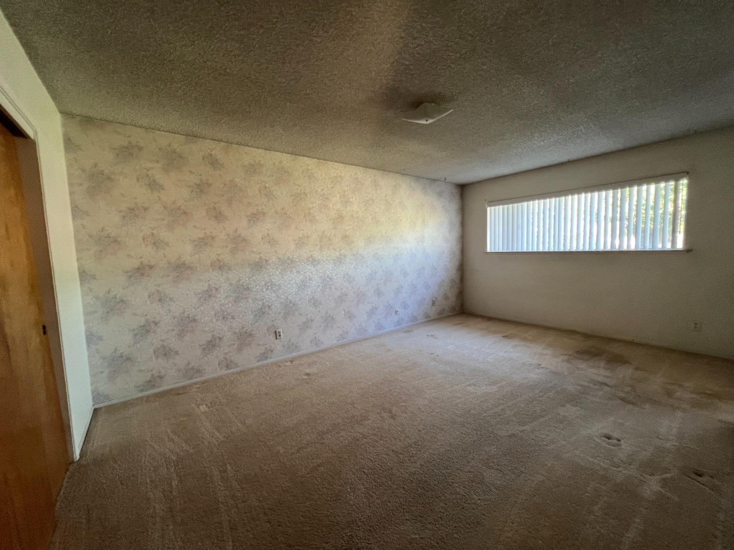 1305 Merced Street Madera, CA 93638 - Photo 19 of 29 Gallery Image 19