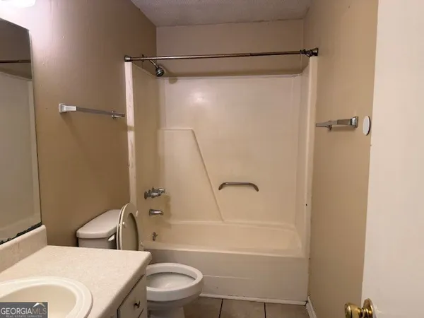 $925 | 114 Pamela Way, Unit B, Statesboro, GA 30461