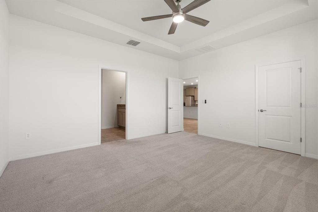 17738 Pastureland Avenue Lakewood Ranch, FL 34211 - Photo 15 of 50 a view of an empty room