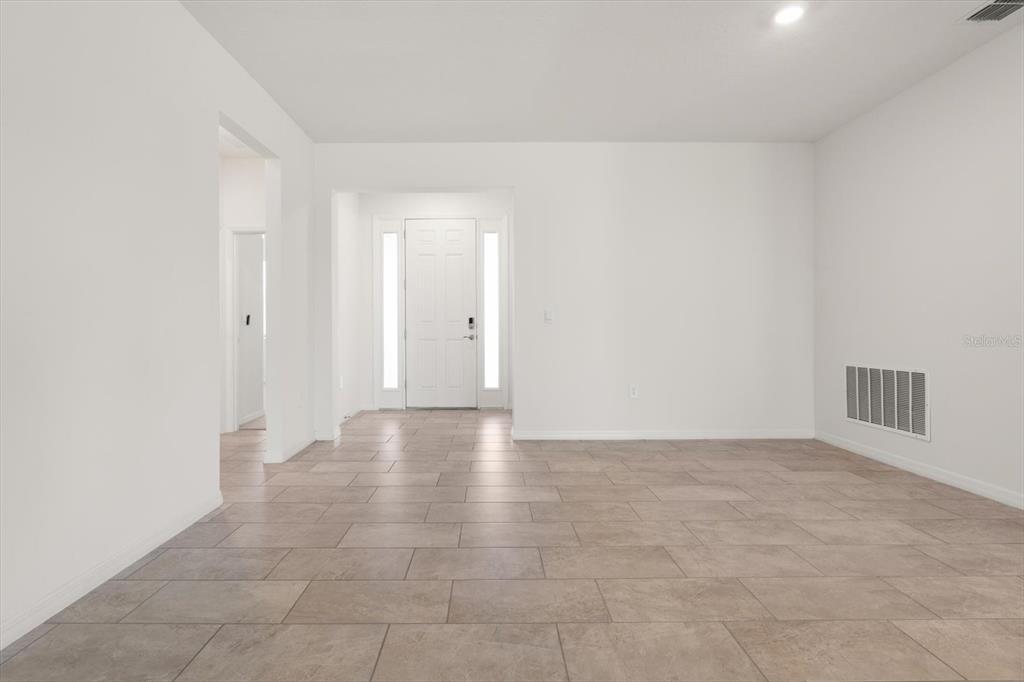 17738 Pastureland Avenue Lakewood Ranch, FL 34211 - Photo 5 of 50 a view of an empty room