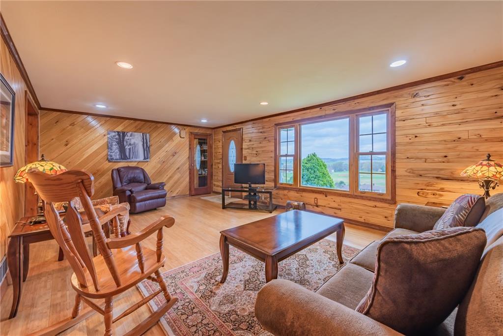 124 Armel Road Latrobe, PA 15650 - Photo 14 of 25 Gallery Image 14