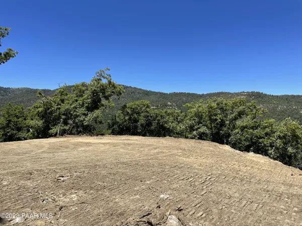 a view of mountain view with mountains
