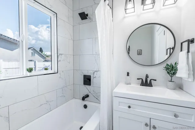 $899,000 | 3921 Delta Street, San Diego, CA 92113