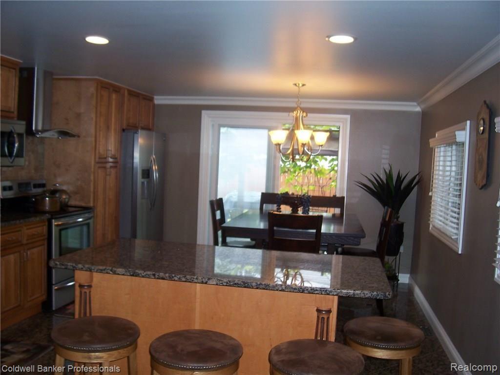 3586 Eastern Avenue Rochester Hills, MI 48307 - Photo 10 of 41