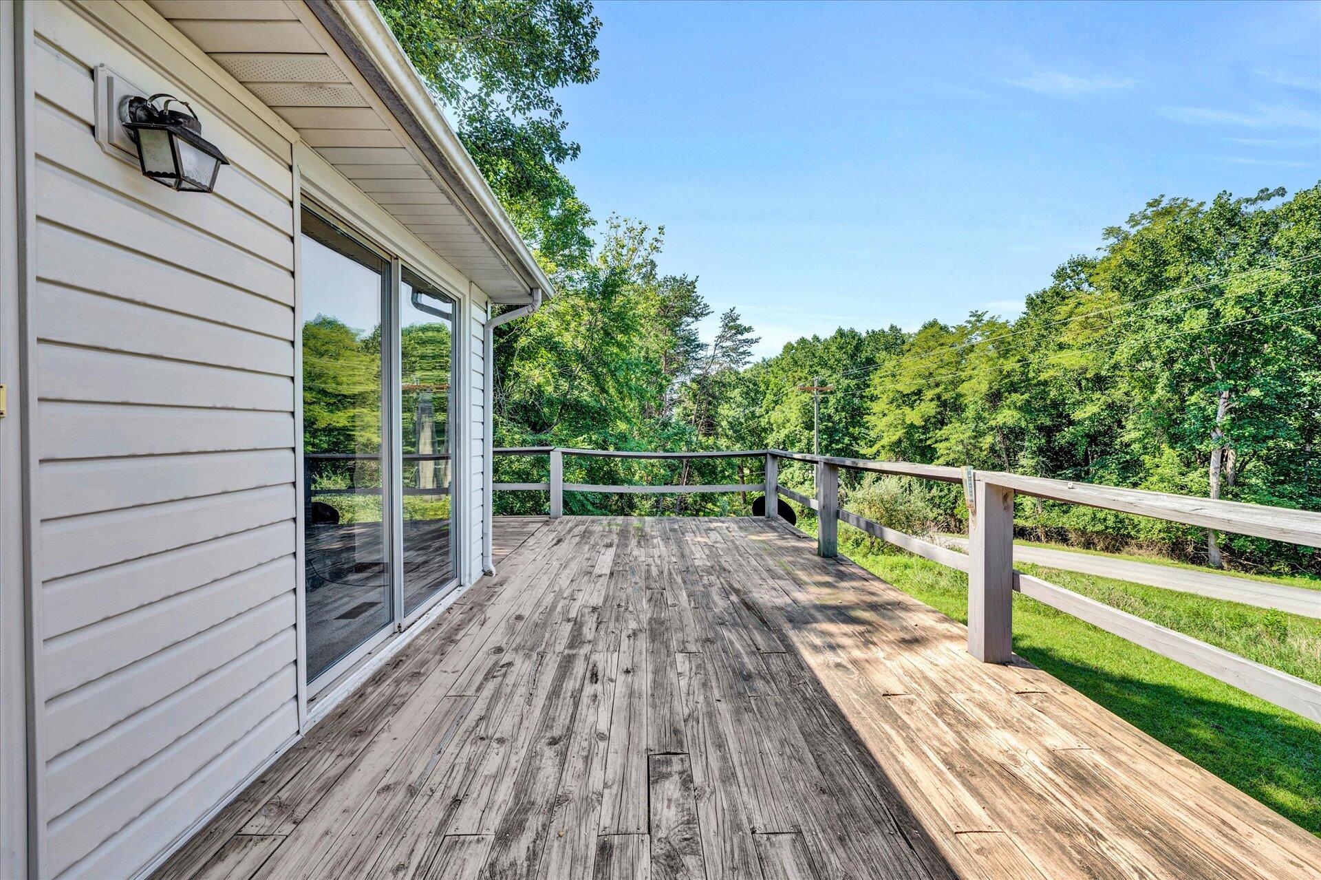 708 High Point Road Moneta, VA 24121 - Photo 13 of 40 13-DSC00055