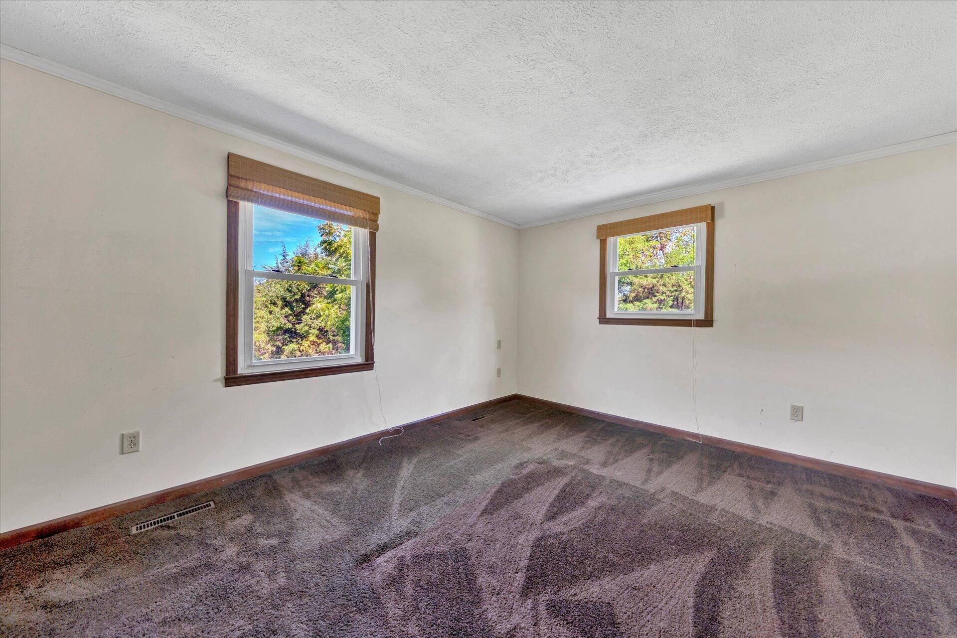 708 High Point Road Moneta, VA 24121 - Photo 20 of 40 20-DSC00067