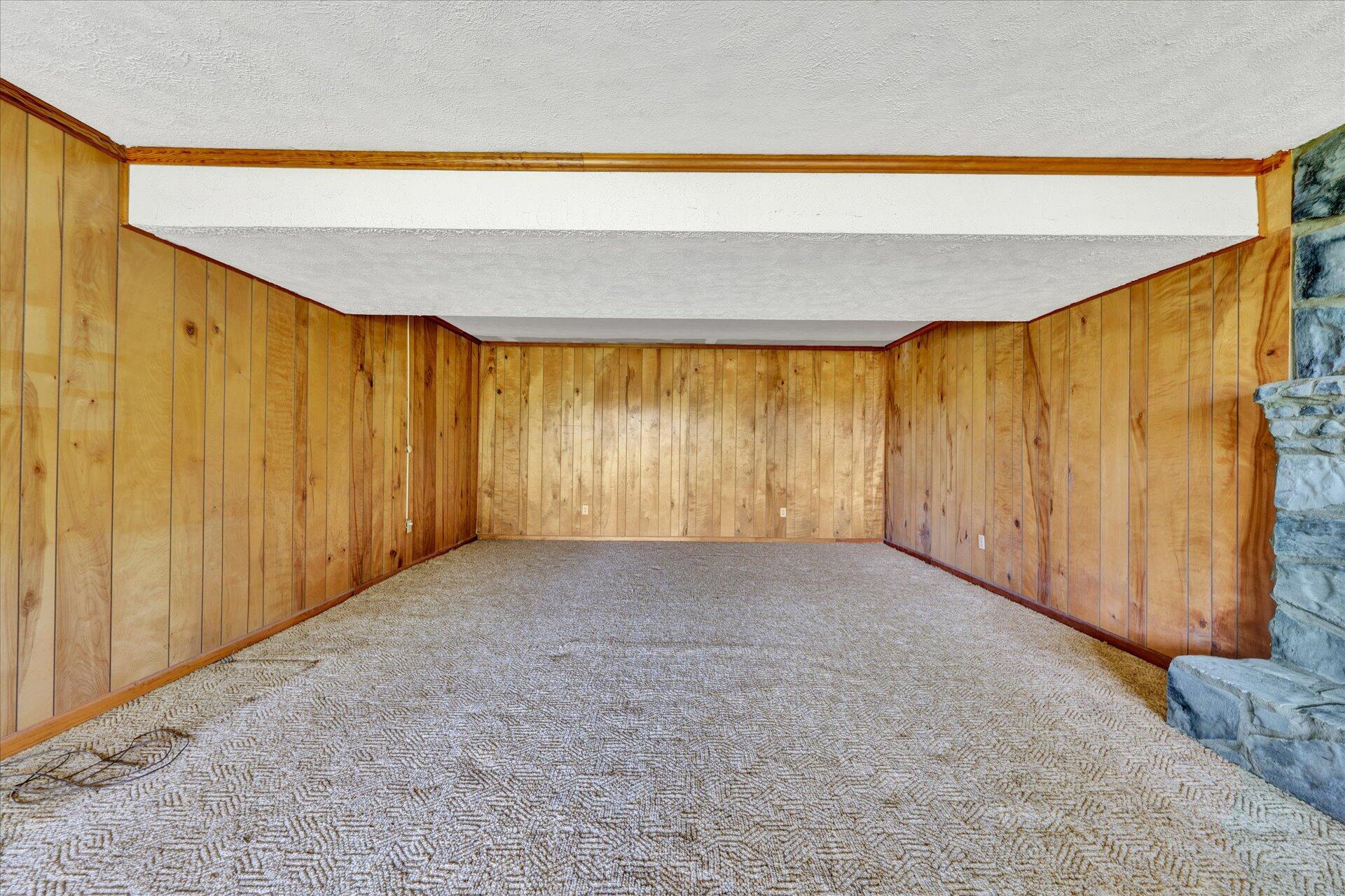 708 High Point Road Moneta, VA 24121 - Photo 26 of 40 26-DSC00016