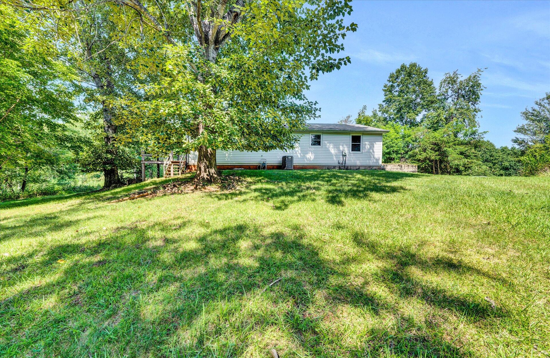 708 High Point Road Moneta, VA 24121 - Photo 30 of 40 30-DSC00091