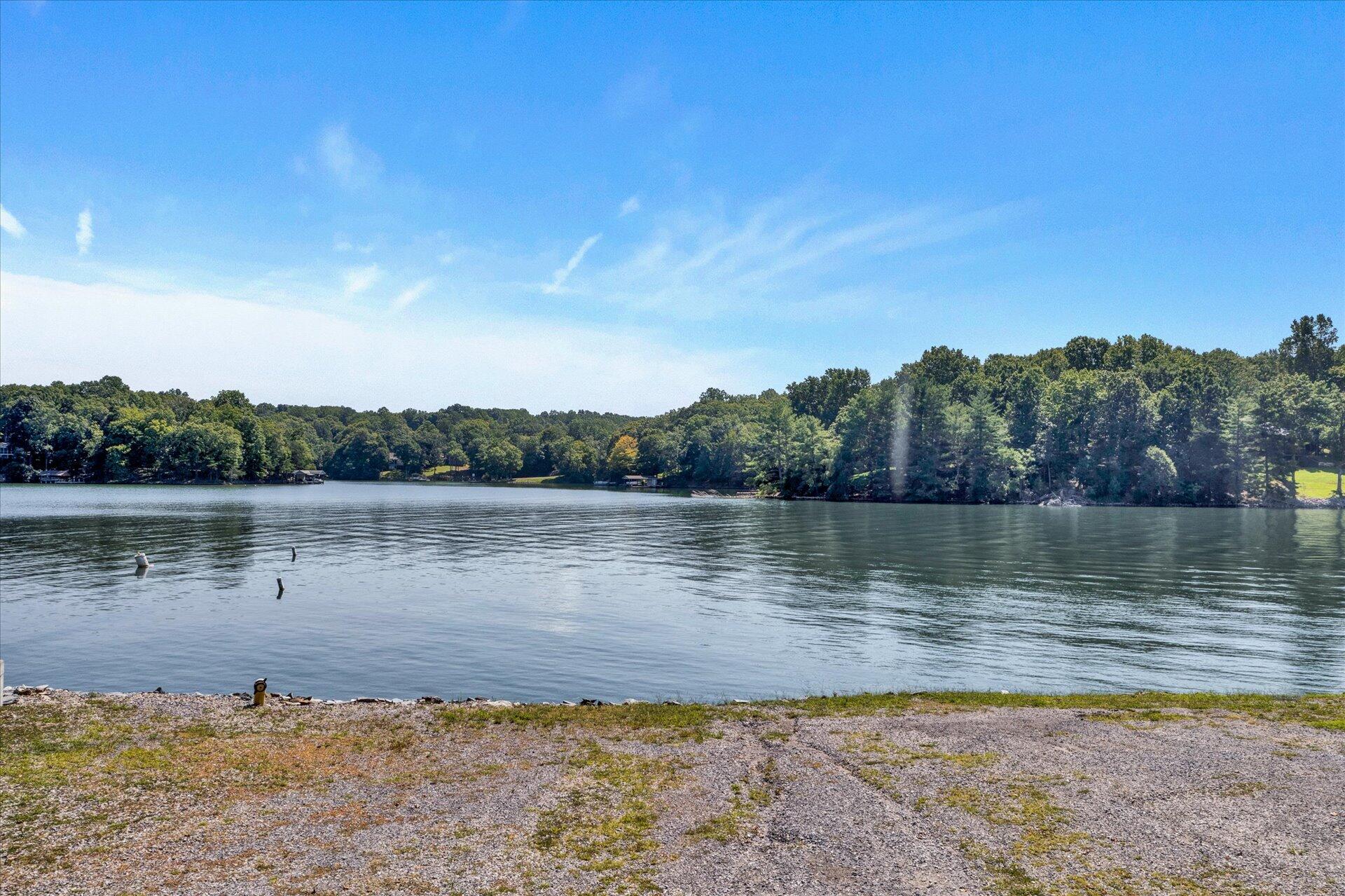 708 High Point Road Moneta, VA 24121 - Photo 36 of 40 36-Community Boat Launch