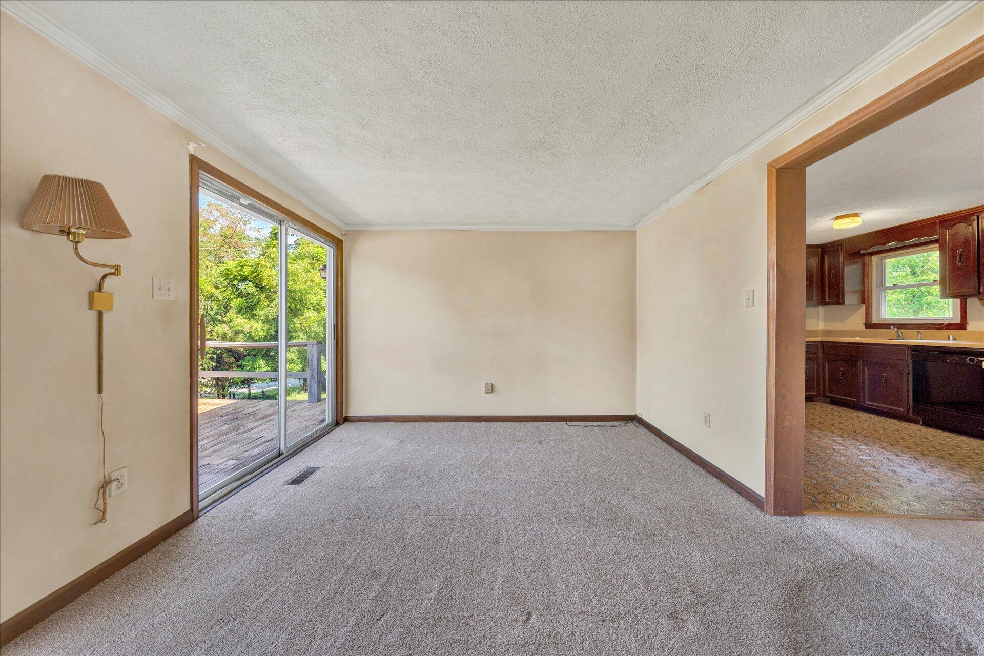 708 High Point Road Moneta, VA 24121 - Photo 10 of 40 10-DSC00043