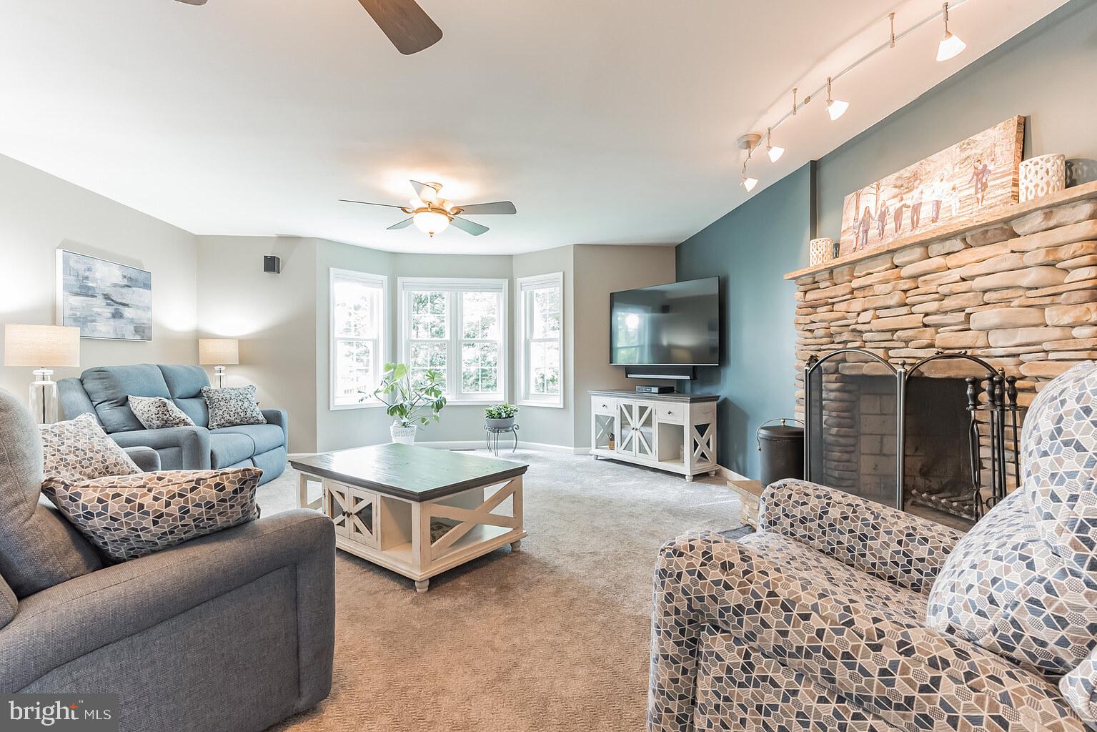 1522 Fenway Road Crofton, MD 21114 - Photo 4 of 53 Gallery Image 4