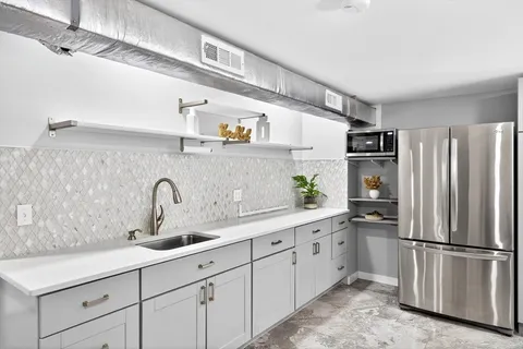 $1,399,900 | 3 Glenwood Lane, Sandwich, MA 02563