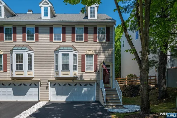 $589,000 | 20 Bobolink Court, Wayne, NJ 07470