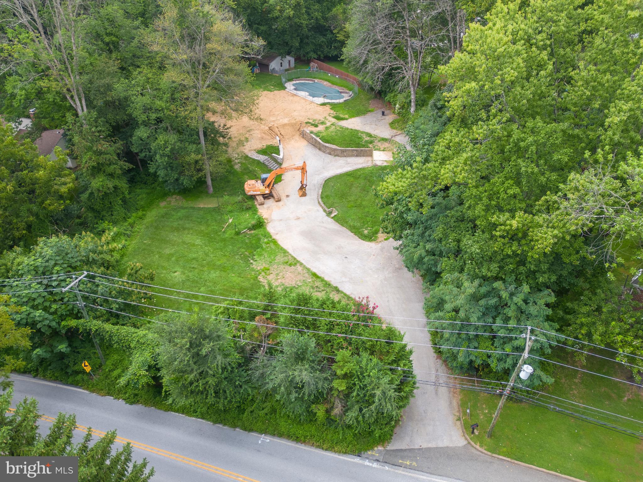 1110 Cedar Grove Road Broomall, PA 19008 - Photo 2 of 8 Gallery Image 2