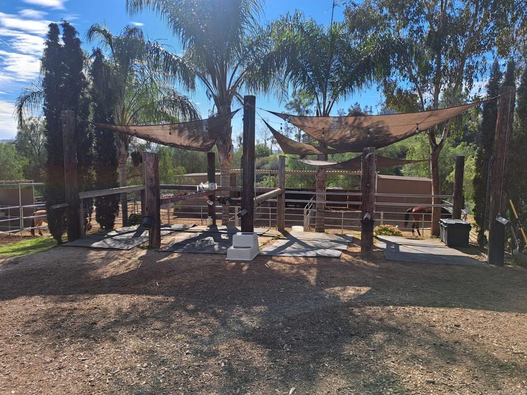 40752 Via De La Roca Fallbrook, CA 92028 - Photo 28 of 37 a view of a barn with a tree