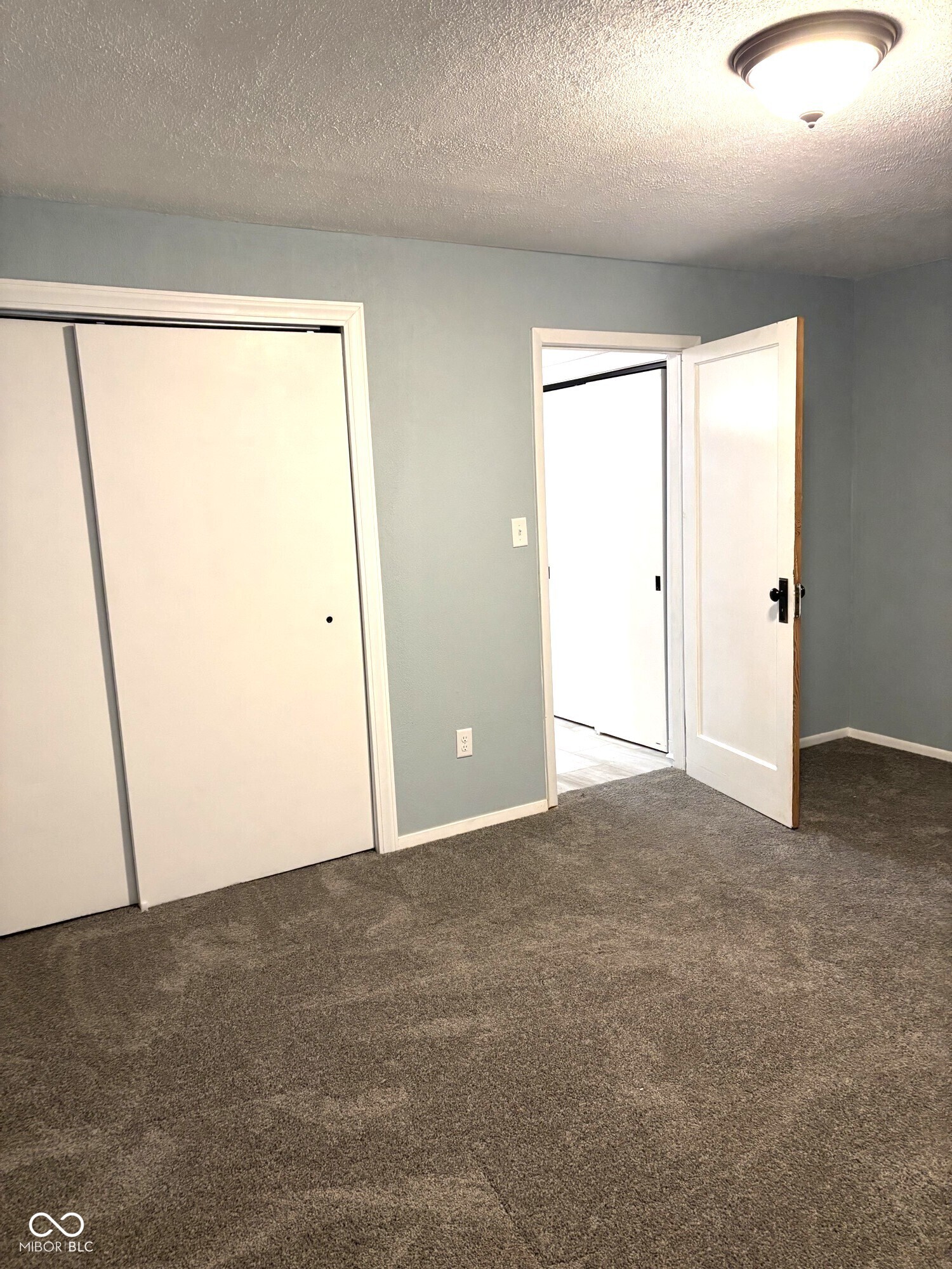 401 Elva Street Anderson, IN 46013 - Photo 12 of 16