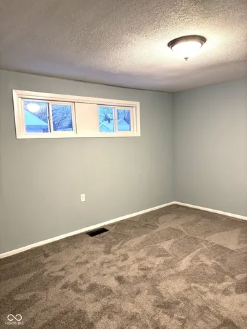 $159,000 | 401 Elva Street, Anderson, IN 46013