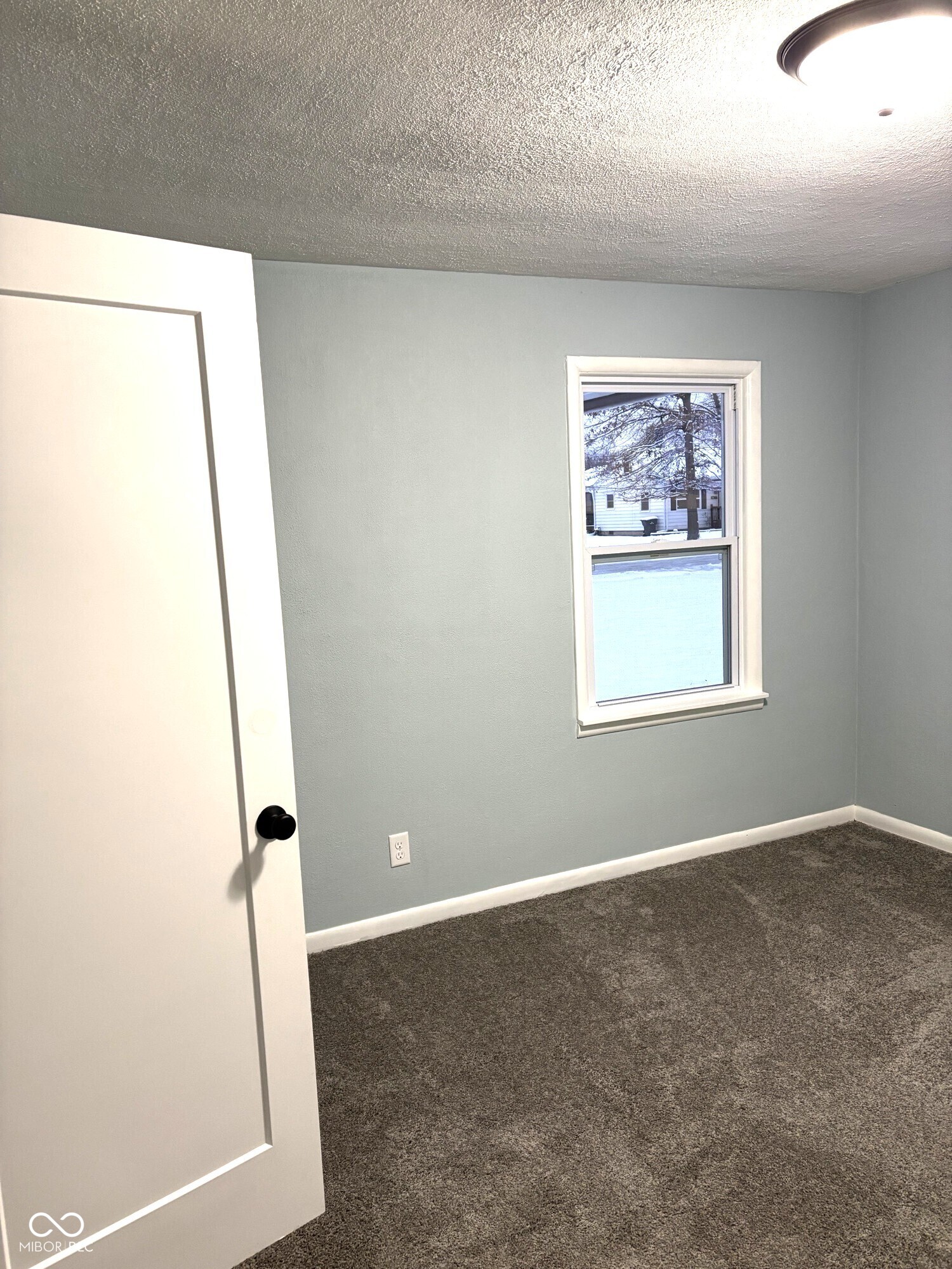 401 Elva Street Anderson, IN 46013 - Photo 10 of 16