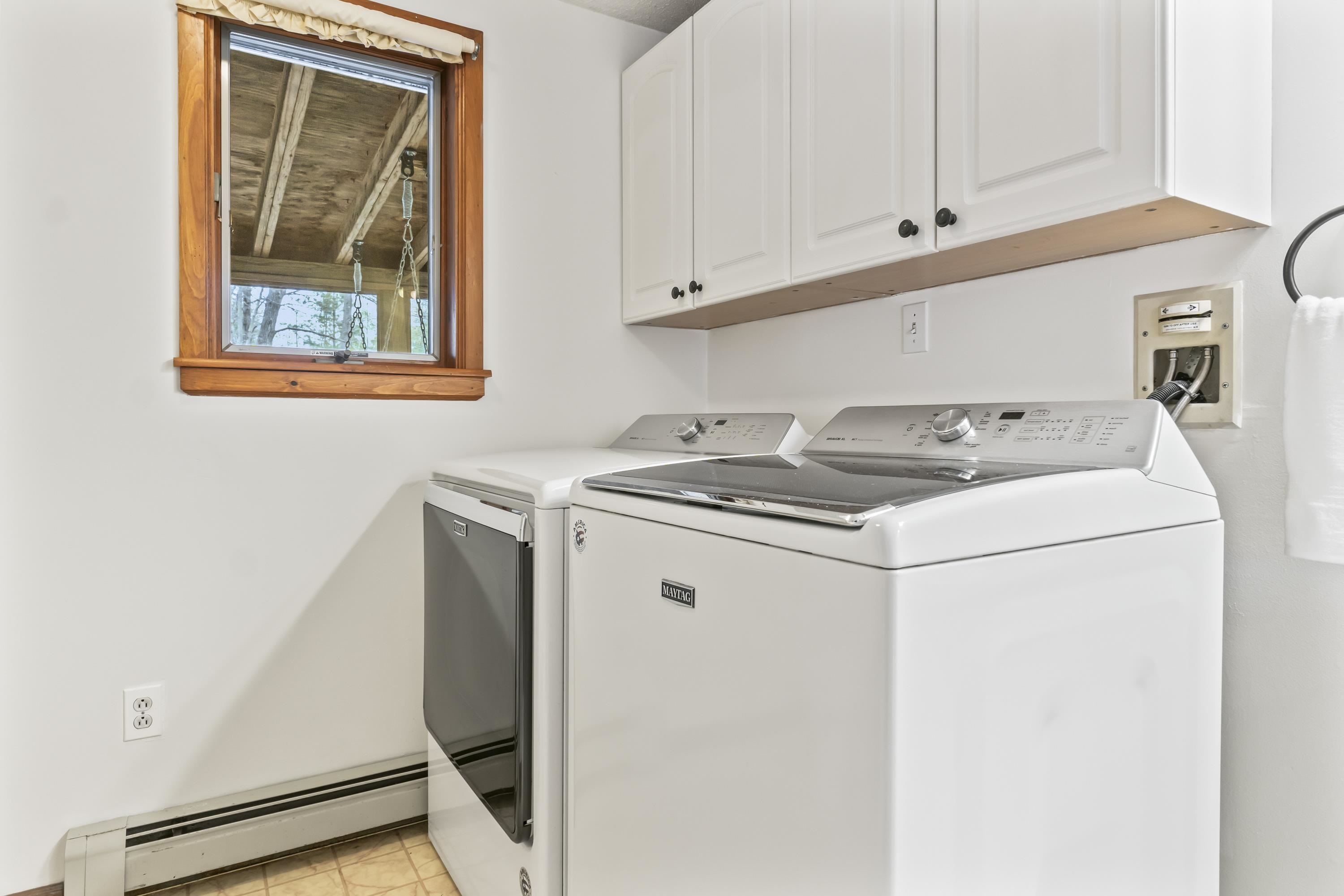 10 Nicole Street Rochester, NH 03867 - Photo 5 of 26