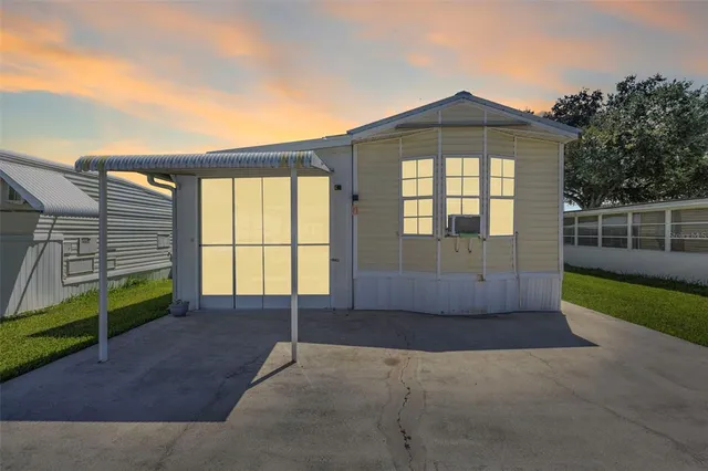 $84,000 | 1339 Old Lakeport Road Northwest, Unit 2B, Moore Haven, FL 33471