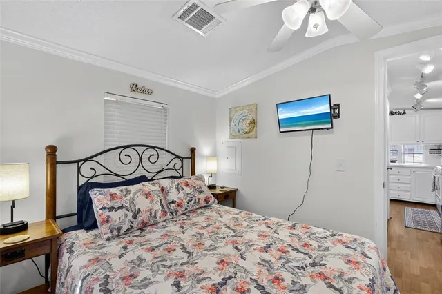 $84,000 | 1339 Old Lakeport Road Northwest, Unit 2B, Moore Haven, FL 33471