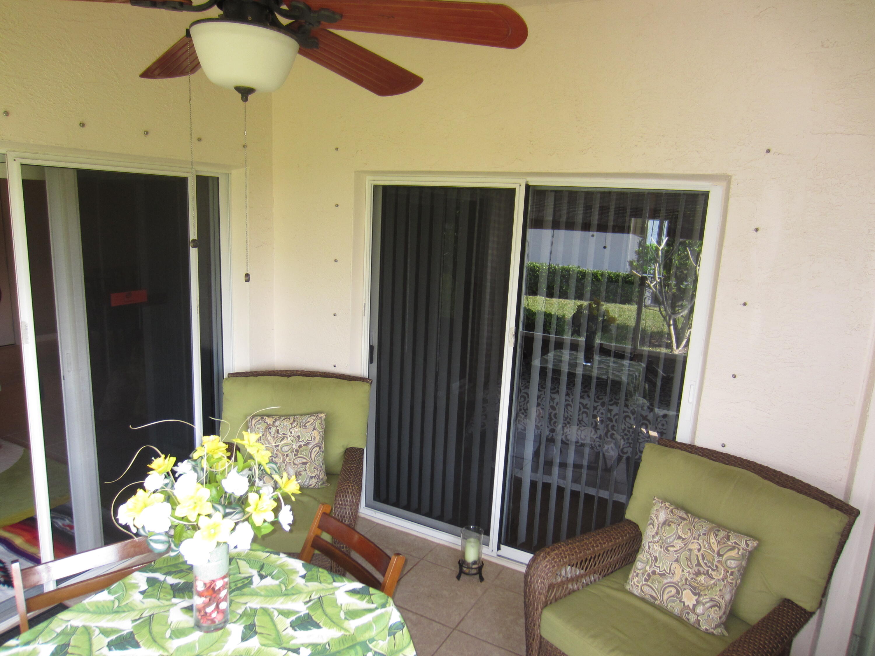 1813 Lakefront Boulevard, Unit B2 Fort Pierce, FL 34982 - Photo 20 of 25 IMG_2077