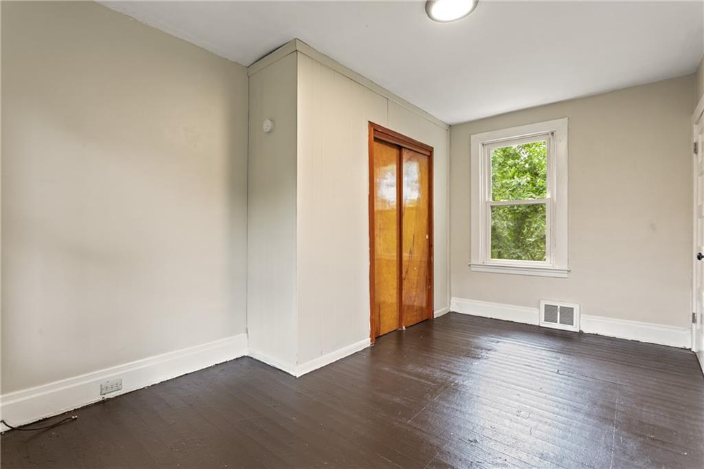 14 East Roseridge Street Pittsburgh, PA 15202 - Photo 22 of 23 Gallery Image 22