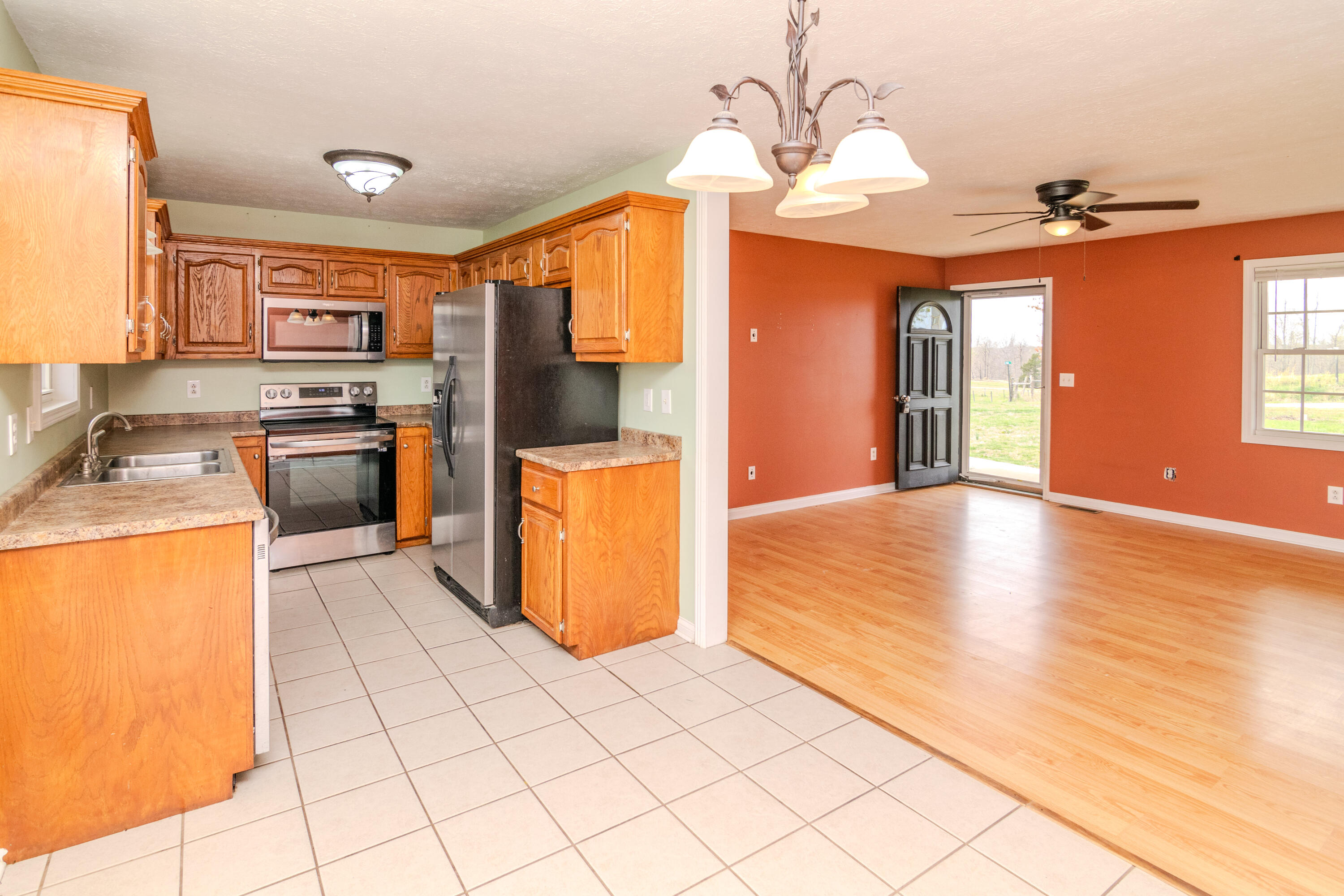 3023 Lettered Oak Road Albany, KY 42602 - Photo 8 of 49 Stainless Steel appliances