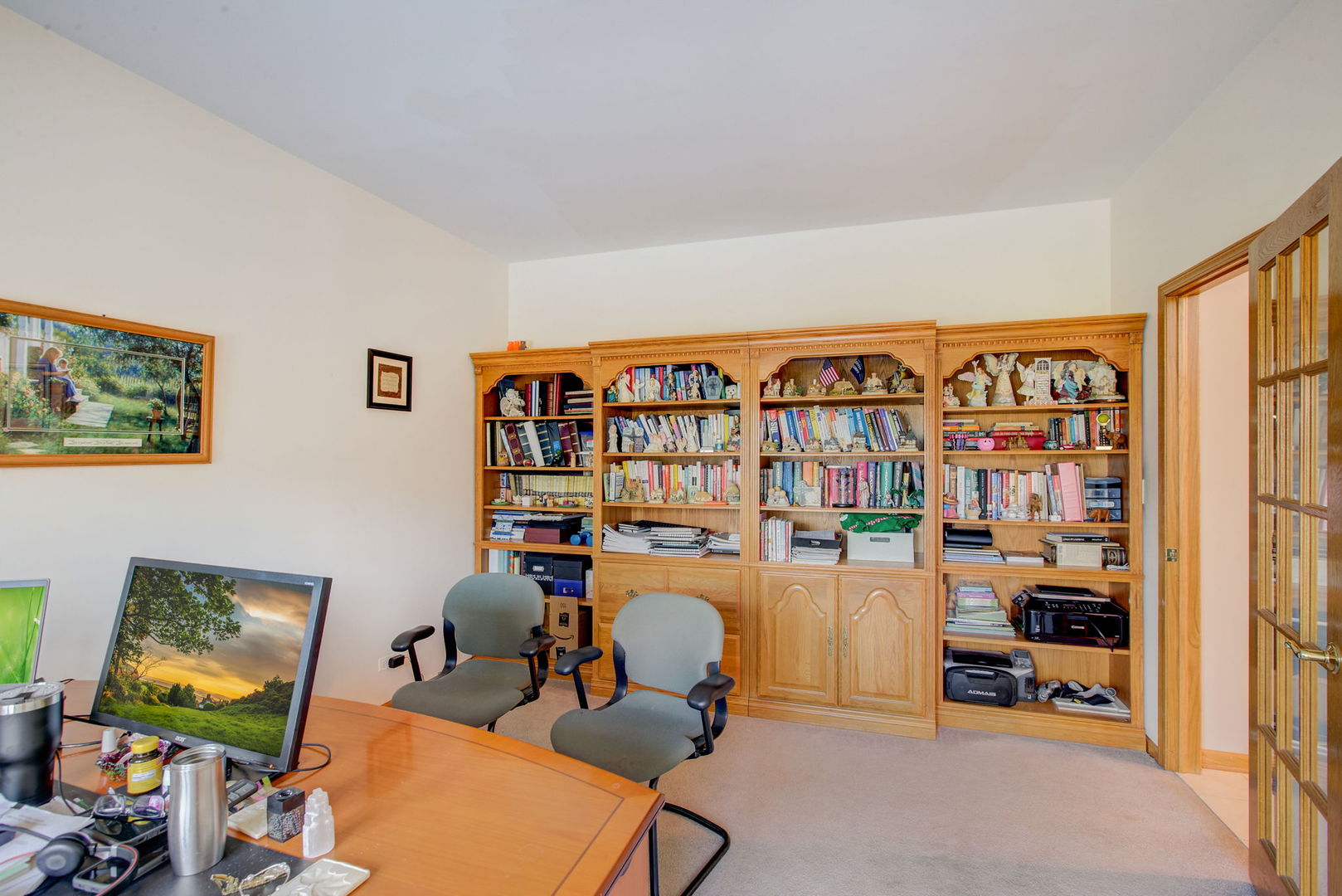 206 Meier Road Arlington Heights, IL 60005 - Photo 18 of 42 a view of a room with gym equipment