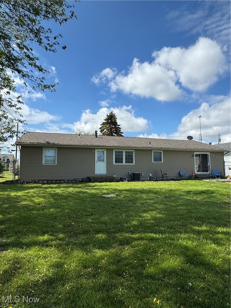 1009 Bogart Road Huron, OH 44839 - Photo 3 of 25