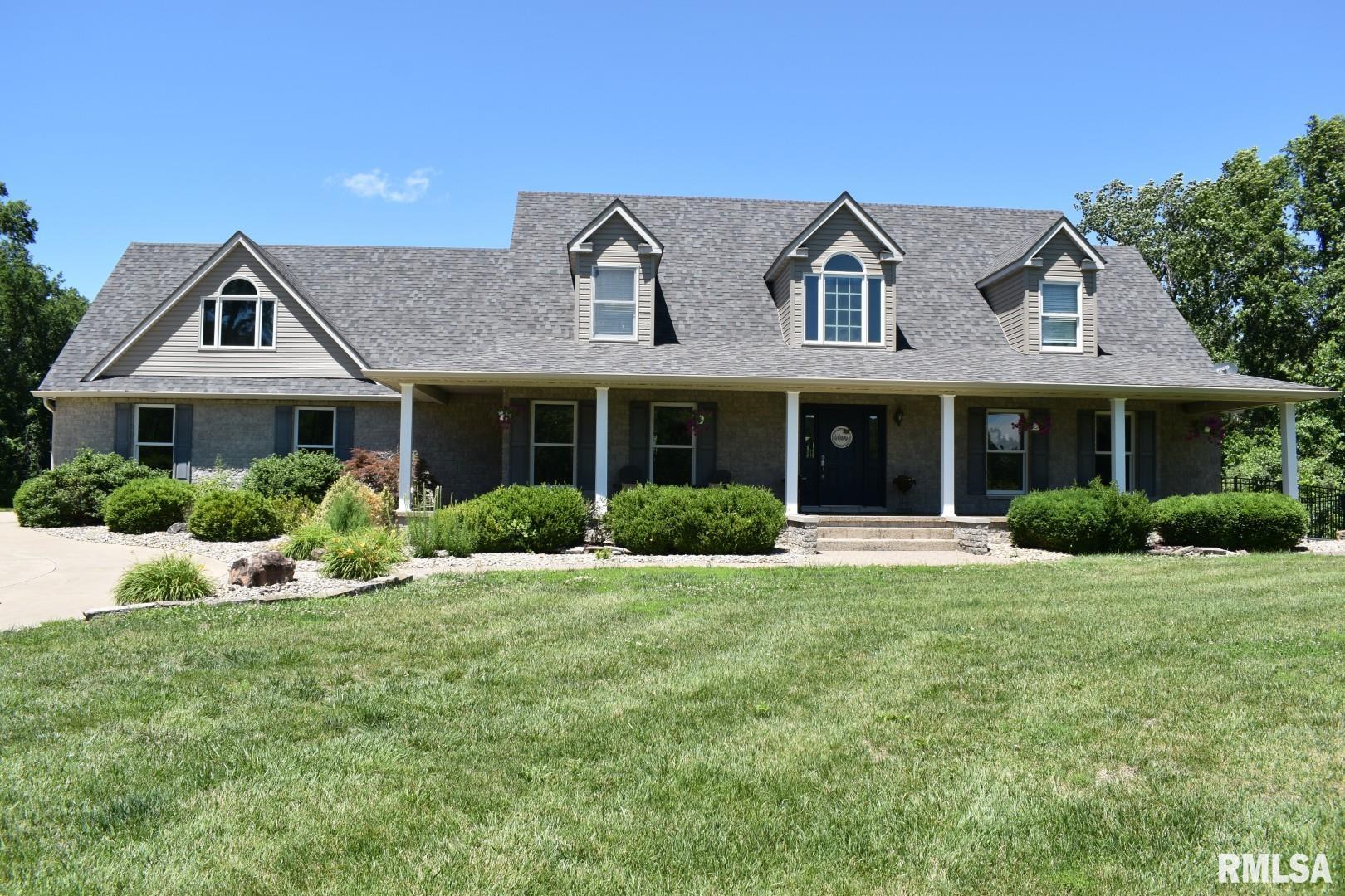 12481 Timber Ridge Godfrey, IL 62035 - Photo 10 of 98