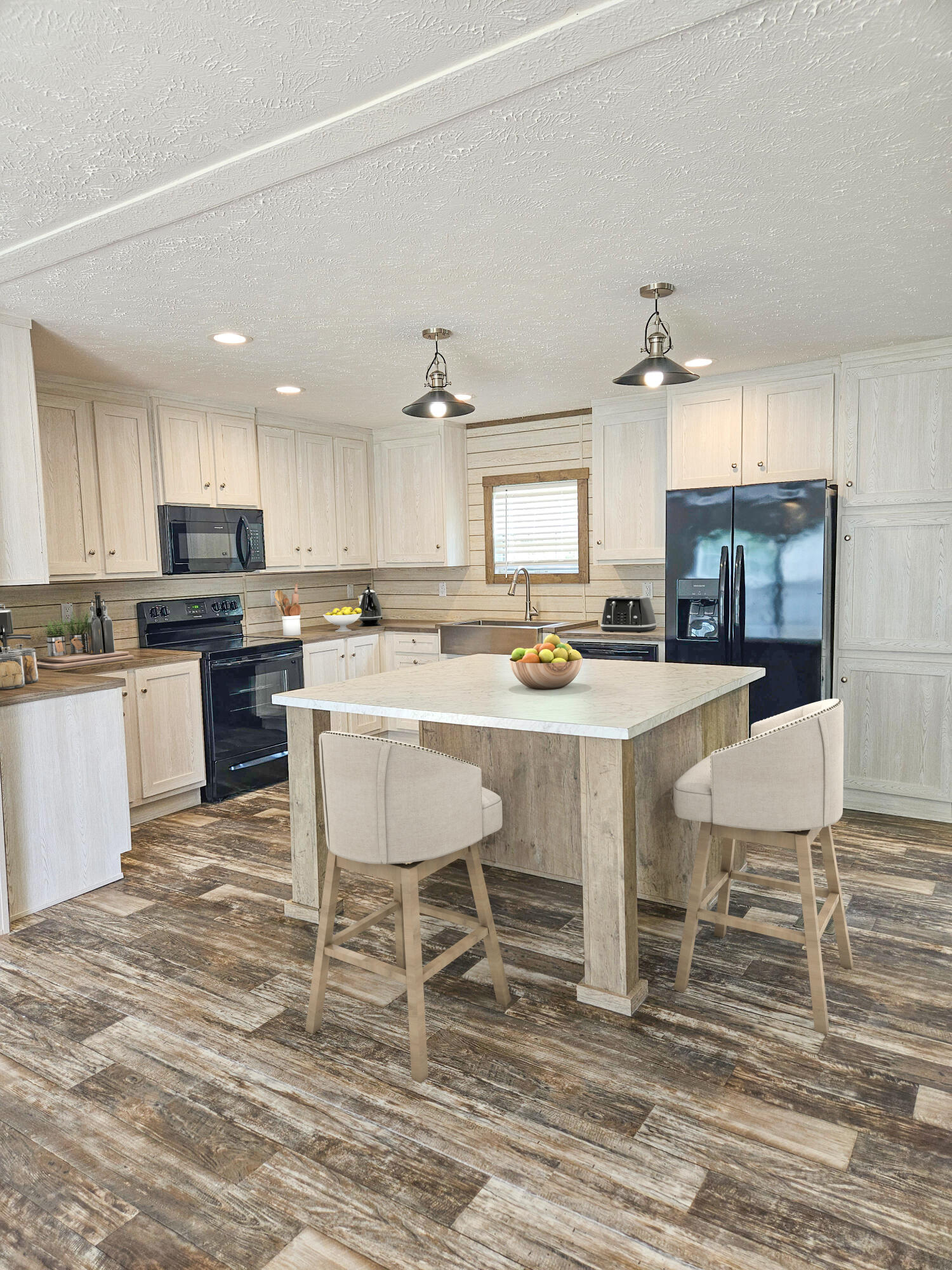 612 Barn Road Bonneau, SC 29431 - Photo 6 of 23 Kitchen with Island