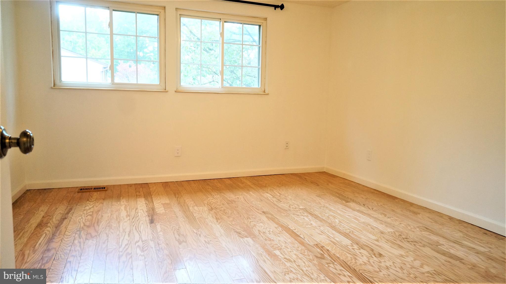 11539 Ivy Bush Court Reston, VA 20191 - Photo 14 of 30 Bedroom (Master)