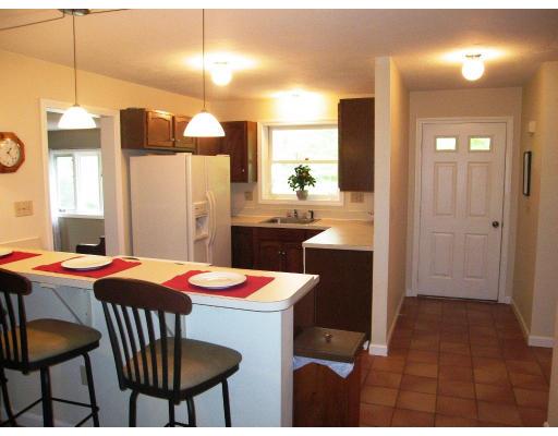 26 Stanley Road Medway, MA 02053 - Photo 4 of 13 Gallery Image 4