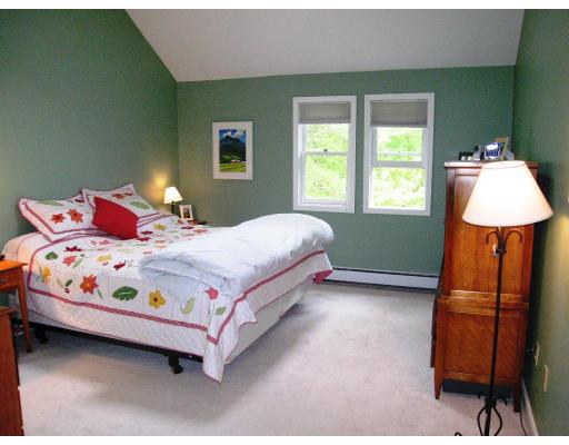 26 Stanley Road Medway, MA 02053 - Photo 7 of 13 Gallery Image 7