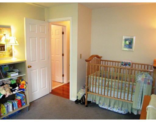 26 Stanley Road Medway, MA 02053 - Photo 8 of 13 Gallery Image 8