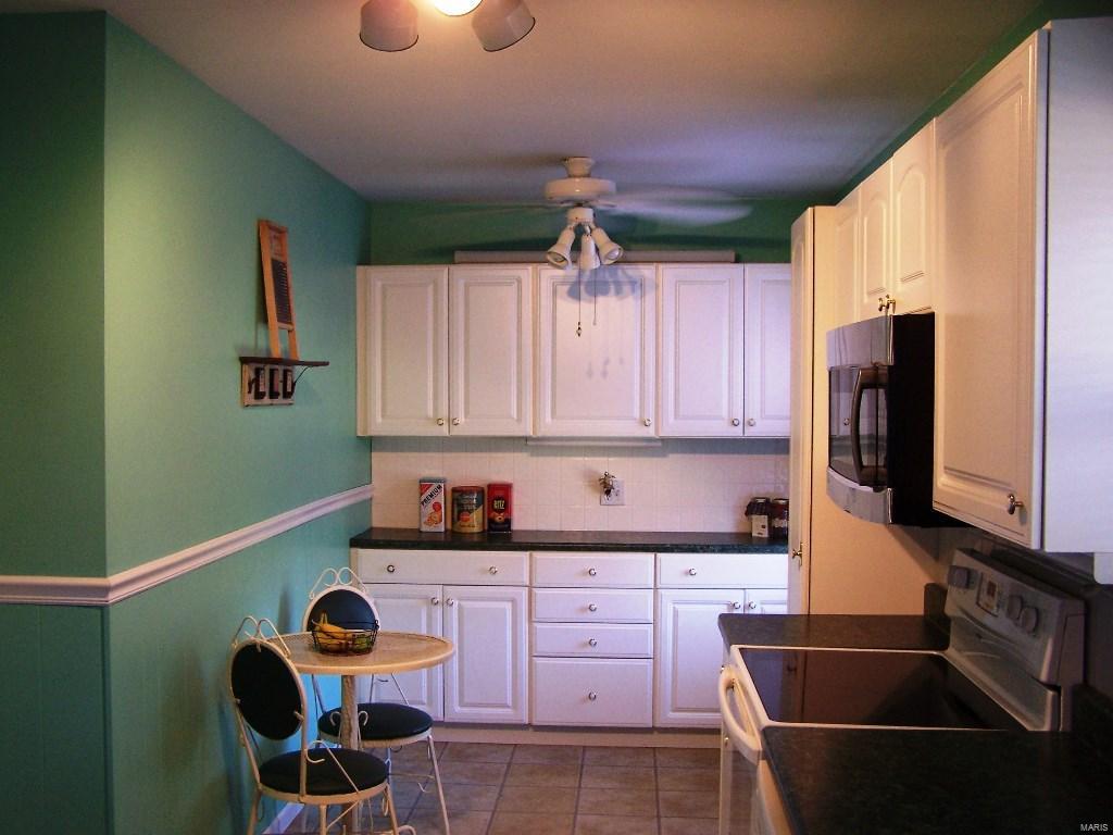 4701 Forman Road Affton, MO 63123 - Photo 5 of 27 Gallery Image 5