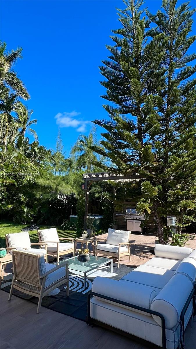 4515 Alton Road Miami Beach, FL 33140 - Photo 23 of 23
