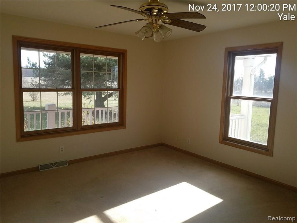 7959 Arendt Road Yale, MI 48097 - Photo 11 of 20 TimePhoto_20171124_120020.jpg