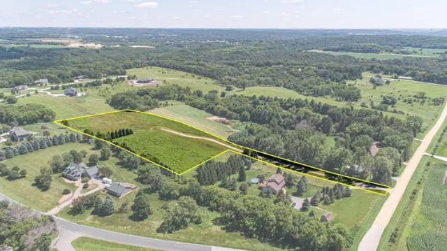 $365,000 | 8426 11th Avenue Northwest, Rochester, MN 55901