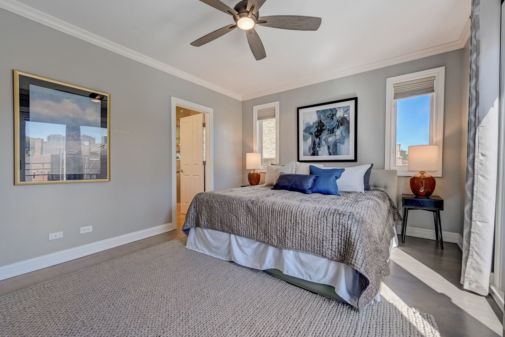 1367 North Mohawk Street, Unit 3N Chicago, IL 60610 - Photo 18 of 37 a bedroom with a bed and window