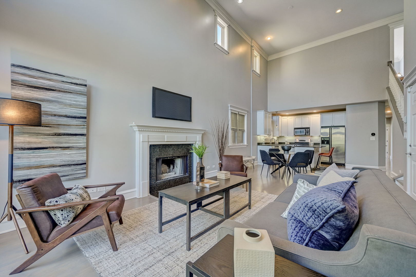 1367 North Mohawk Street, Unit 3N Chicago, IL 60610 - Photo 6 of 37 a living room with furniture and a fireplace