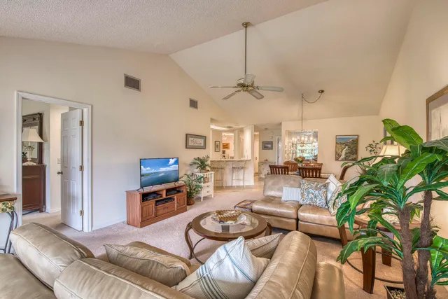 $269,880 | 6275 Southeast Charleston Place, Unit 203, Hobe Sound, FL 33455