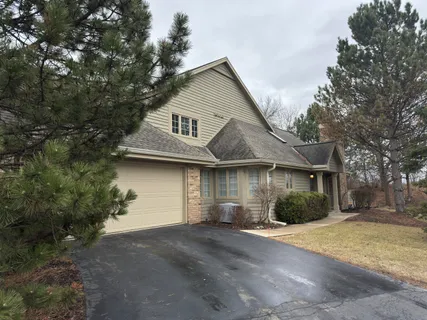 $469,900 | N21-w24305 Cumberland Drive, Unit 38N, Pewaukee, WI 53072
