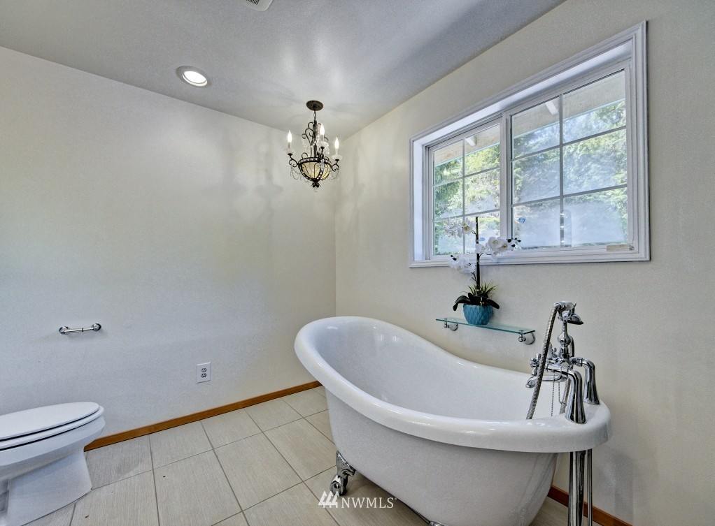 70 East Robbins Road Grapeview, WA 98546 - Photo 16 of 24 Gallery Image 16