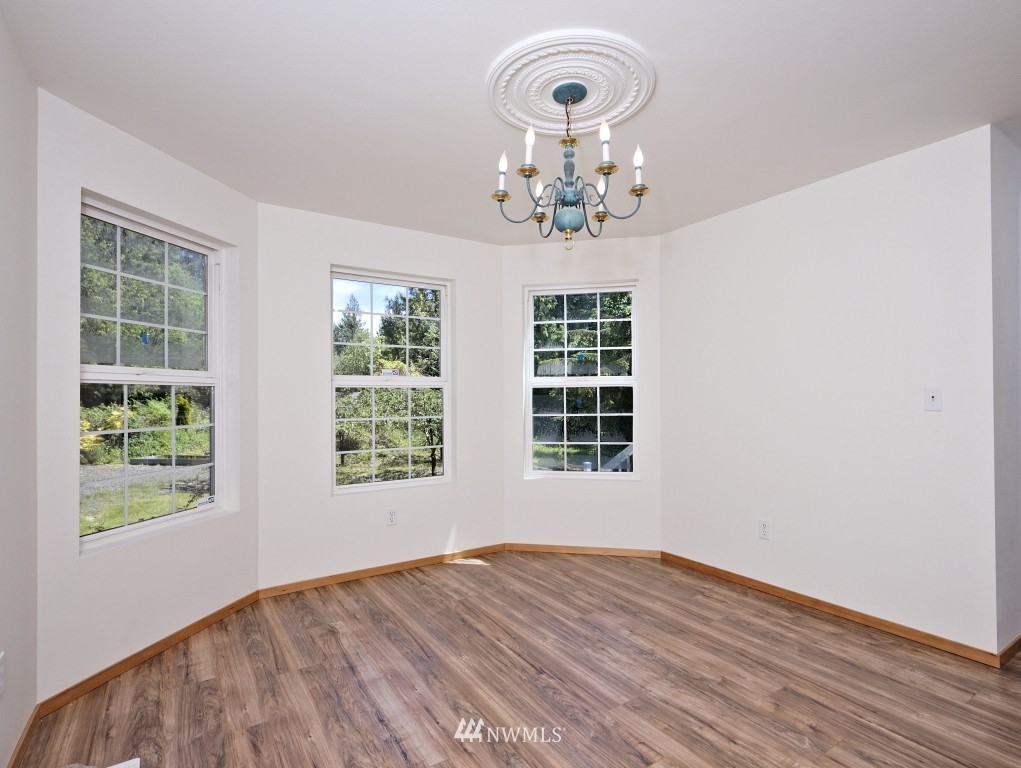 70 East Robbins Road Grapeview, WA 98546 - Photo 3 of 24 Gallery Image 3