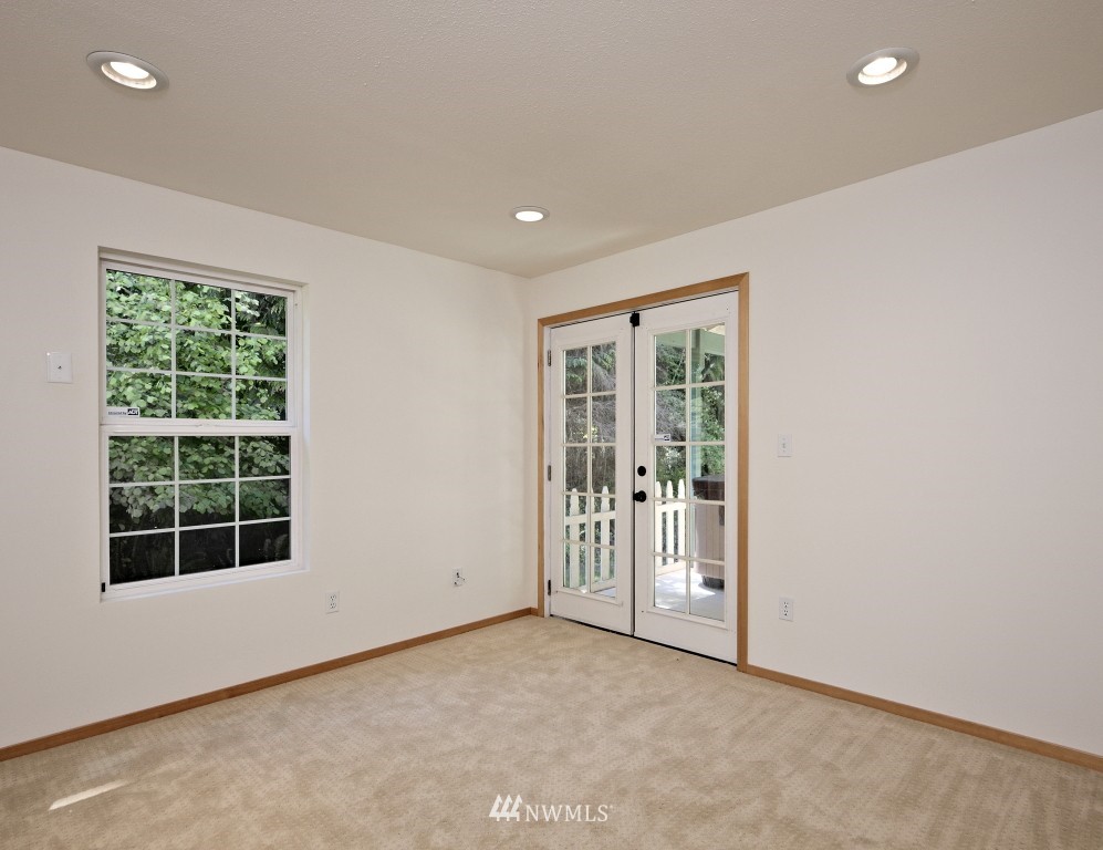 70 East Robbins Road Grapeview, WA 98546 - Photo 8 of 24 Gallery Image 8
