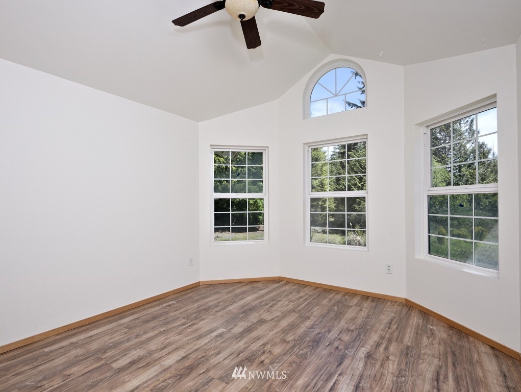 70 East Robbins Road Grapeview, WA 98546 - Photo 9 of 24 Gallery Image 9