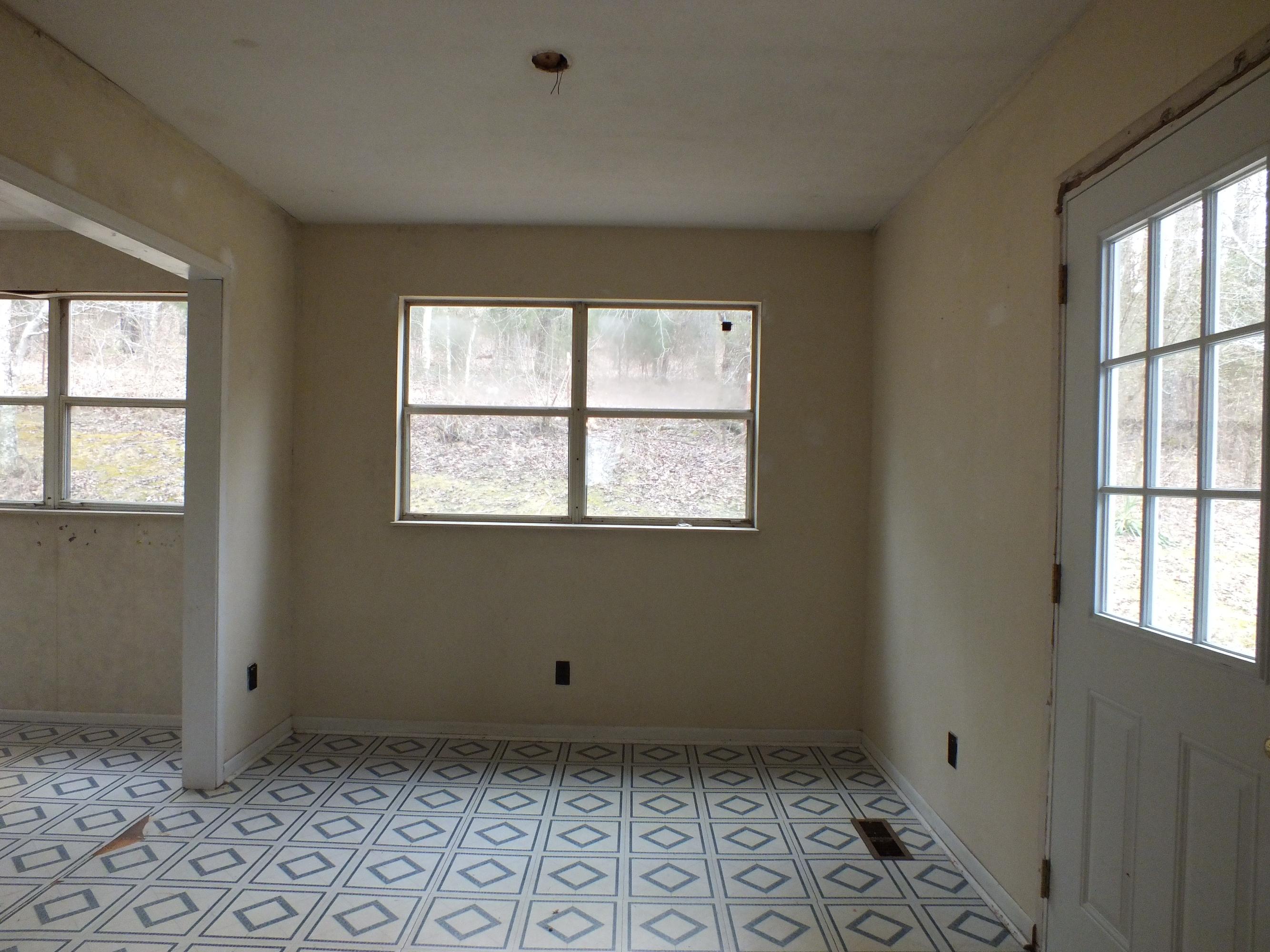 5145 Estes Road Loudon, TN 37774 - Photo 16 of 17 2014_0210ESTES-UPDATED0020