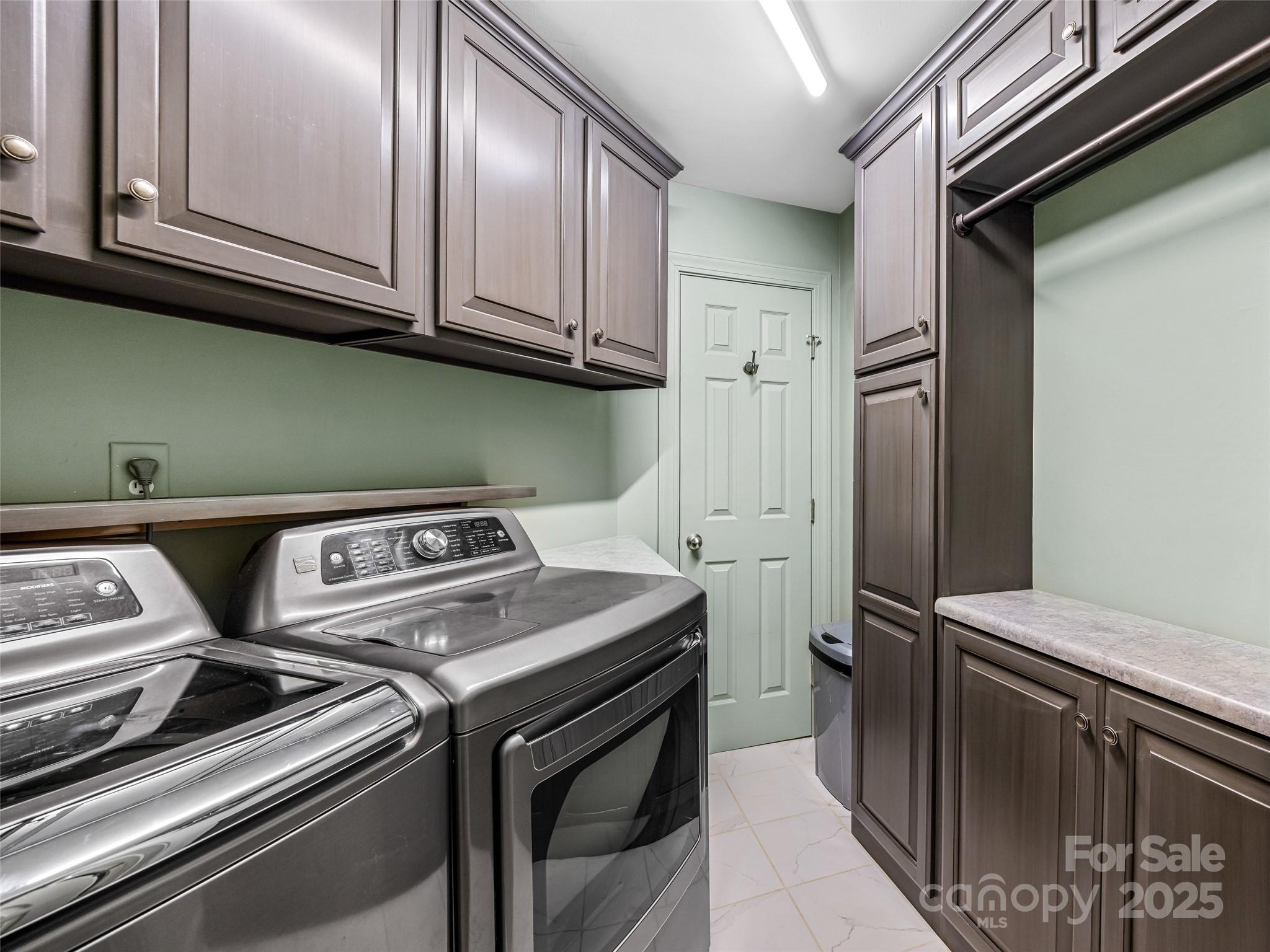 73 Ridgetop Circle, Unit 303 Brevard, NC 28712 - Photo 17 of 28